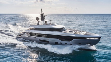 Azimut Grande Trideck Wins 2022 Miami Innovation Award_image